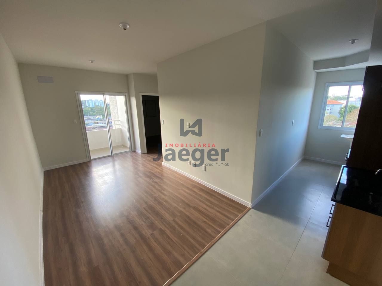 Apartamento à venda com 2 quartos, 55m² - Foto 4