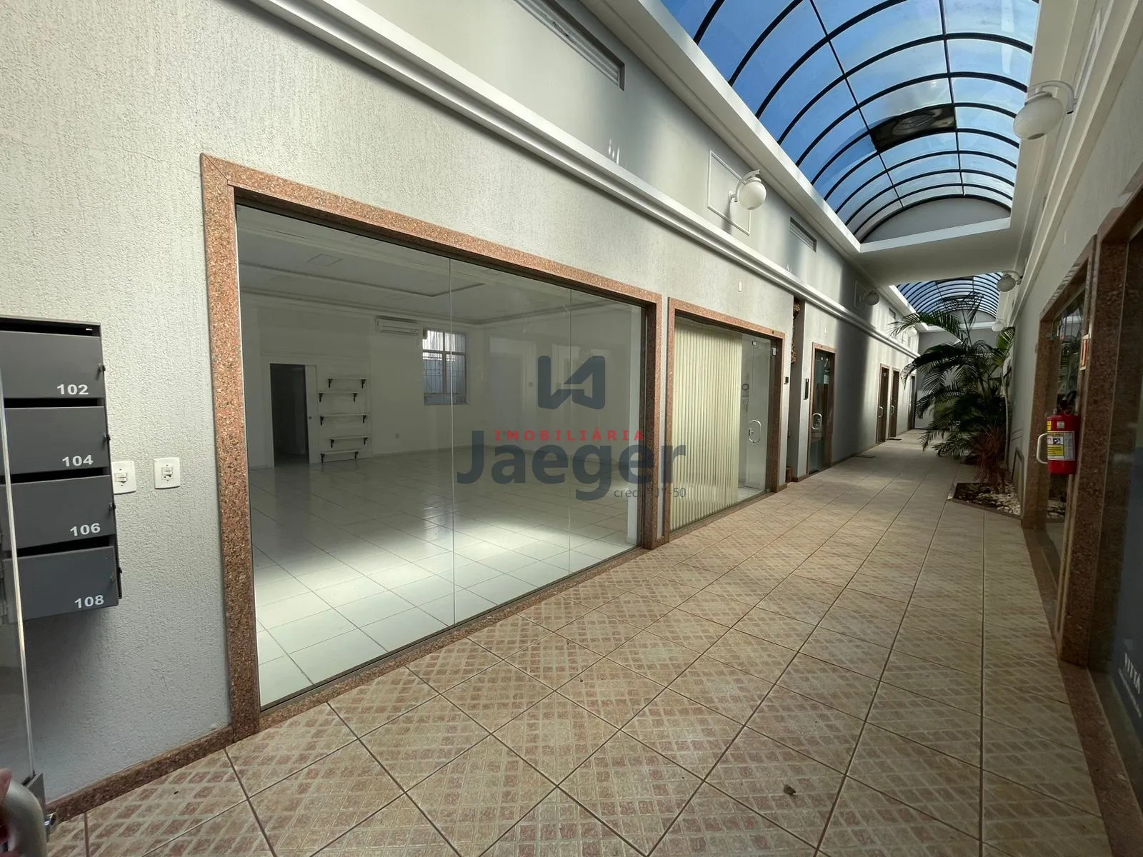 Sala-Conjunto, 160 m² - Foto 2