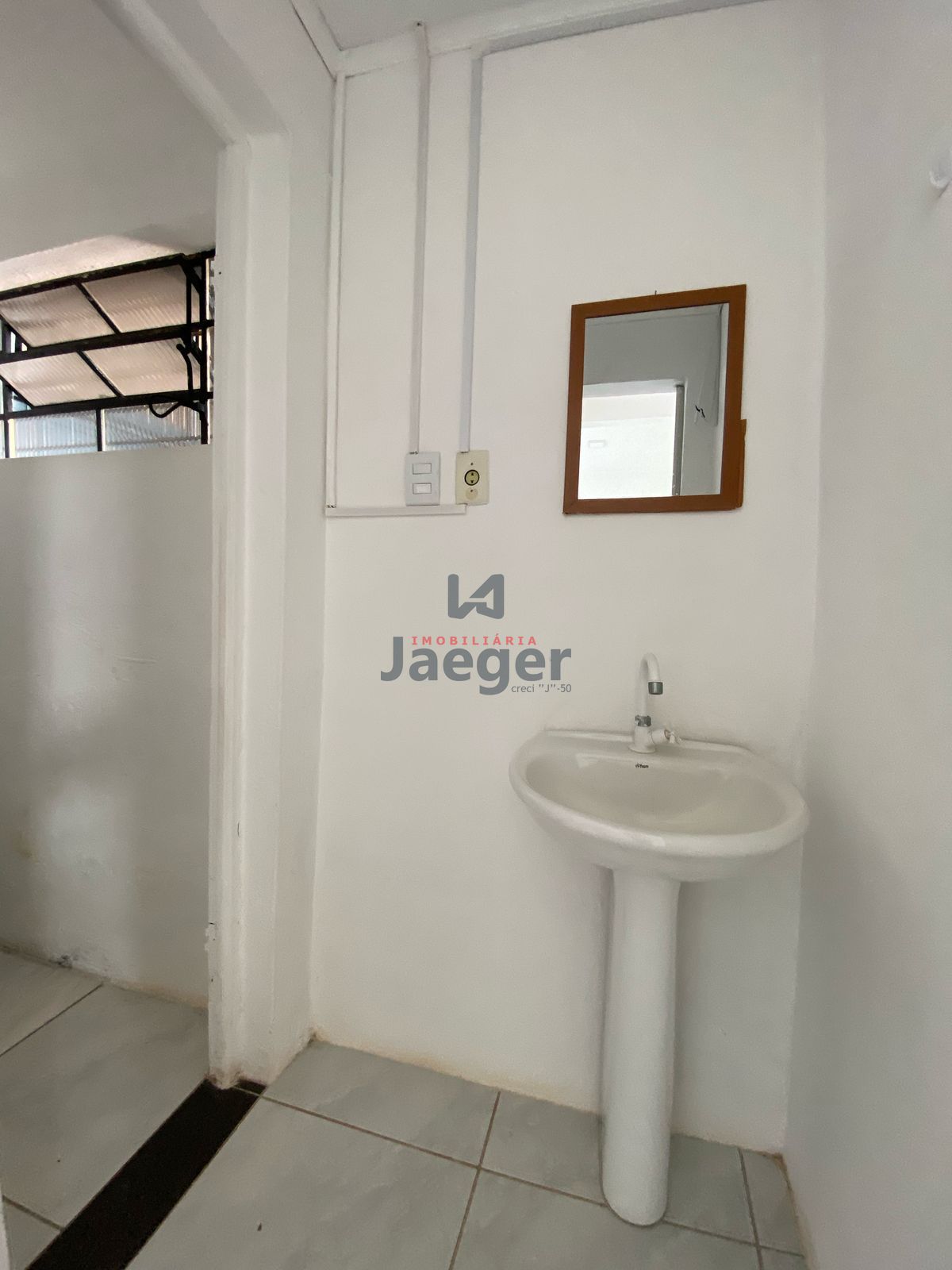 Conjunto Comercial-Sala à venda com 1 quarto, 75m² - Foto 3