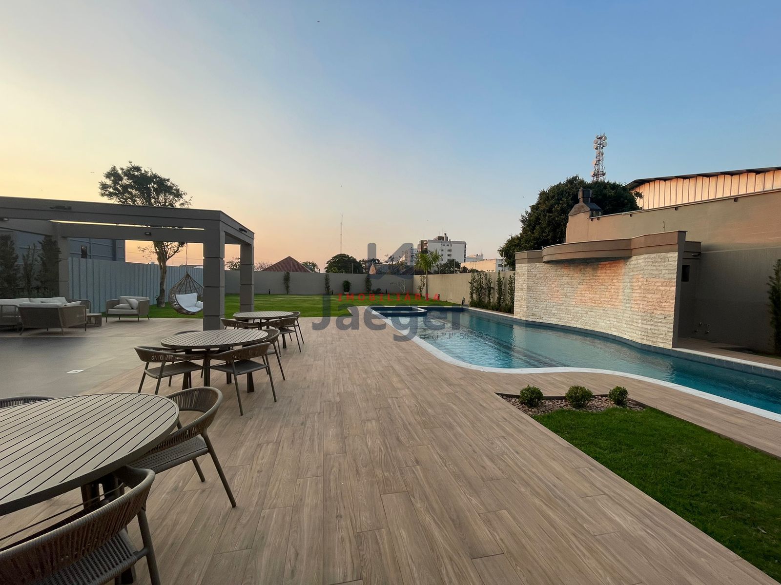 Apartamento à venda com 3 quartos, 298m² - Foto 16