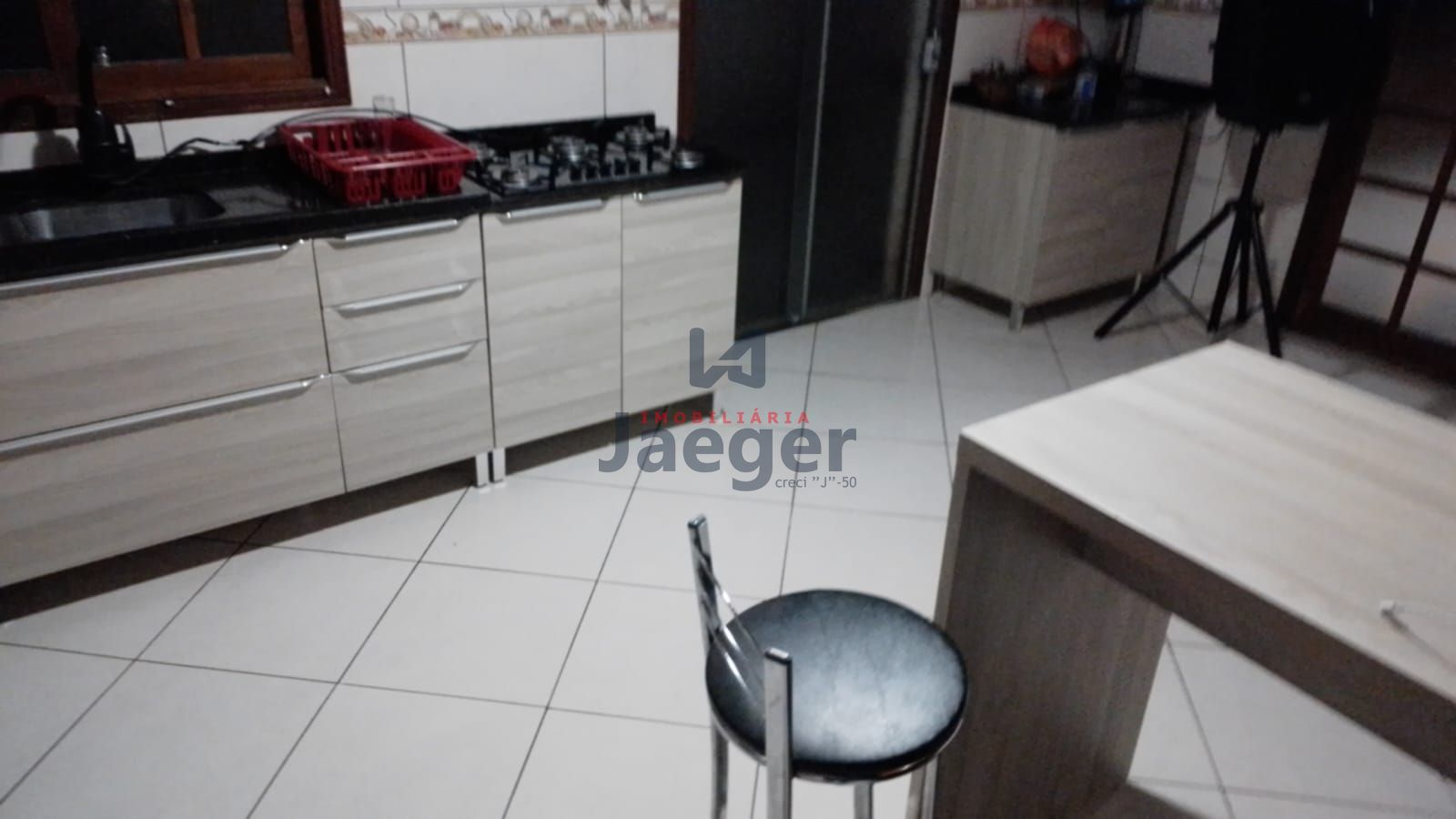 Casa à venda com 4 quartos, 180m² - Foto 5