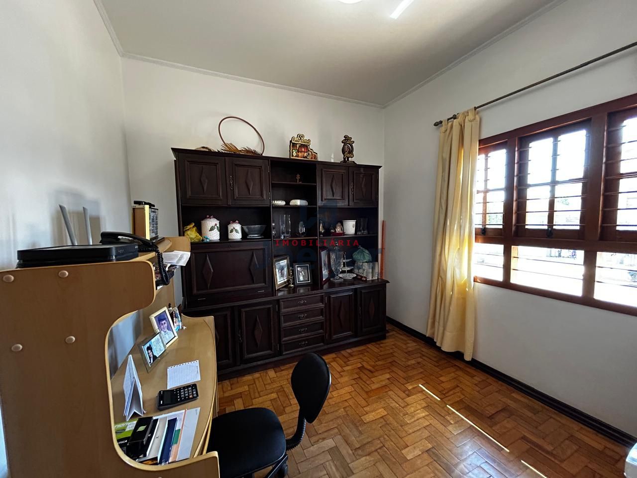 Casa à venda com 4 quartos, 247m² - Foto 5