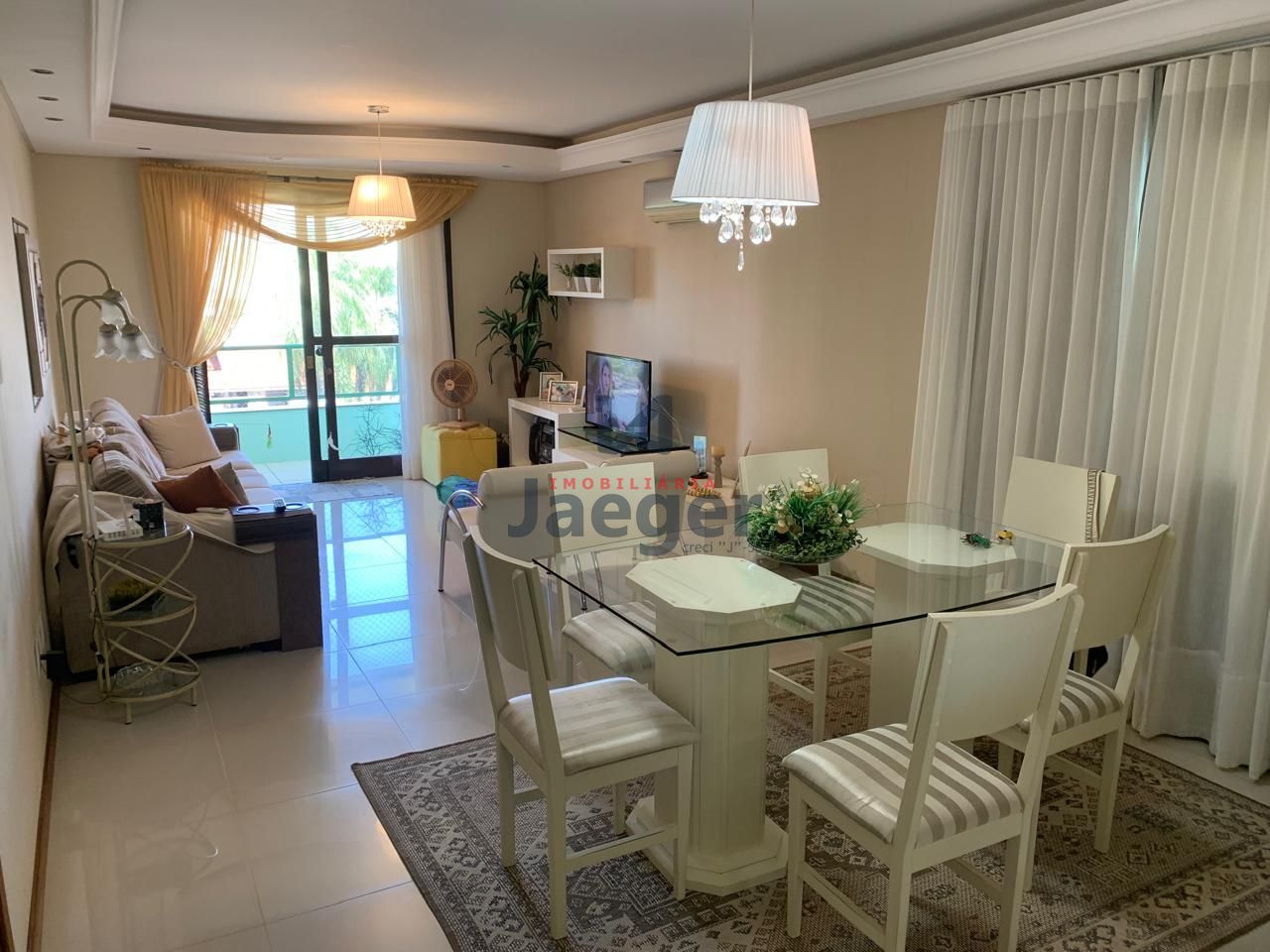 Apartamento, 3 quartos, 117 m² - Foto 1