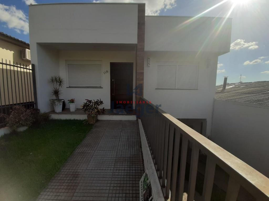 Casa, 3 quartos, 197 m² - Foto 1