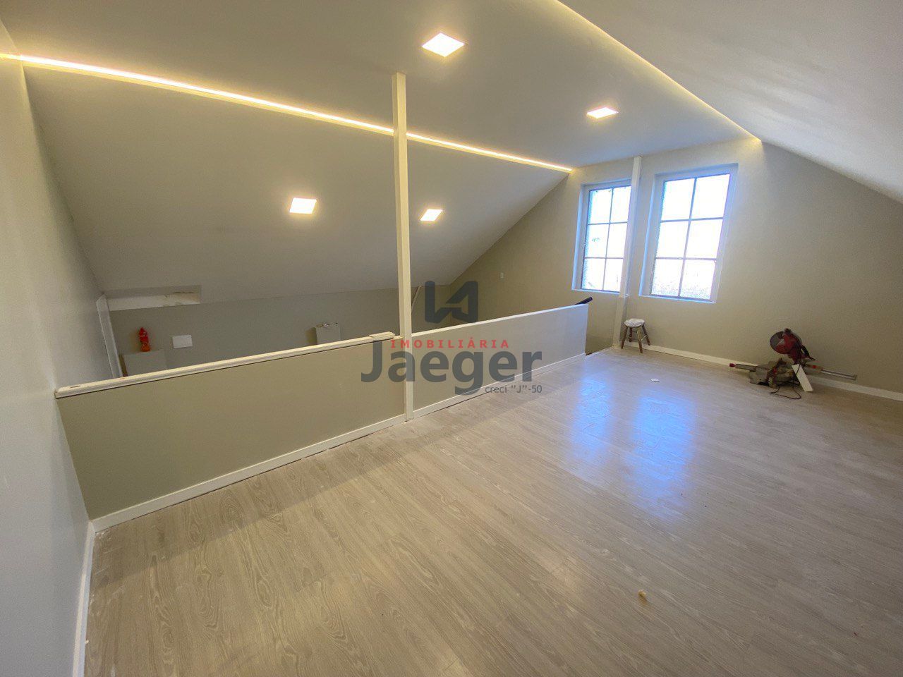 Conjunto Comercial-Sala para alugar com 1 quarto, 59m² - Foto 7