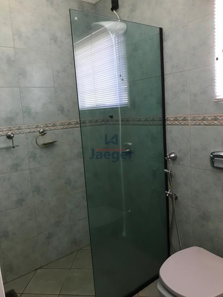 Apartamento à venda com 3 quartos, 190m² - Foto 13