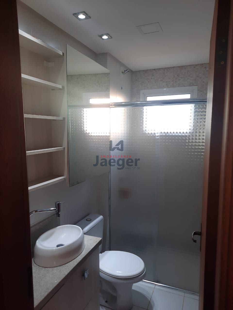 Apartamento à venda com 2 quartos, 80m² - Foto 17