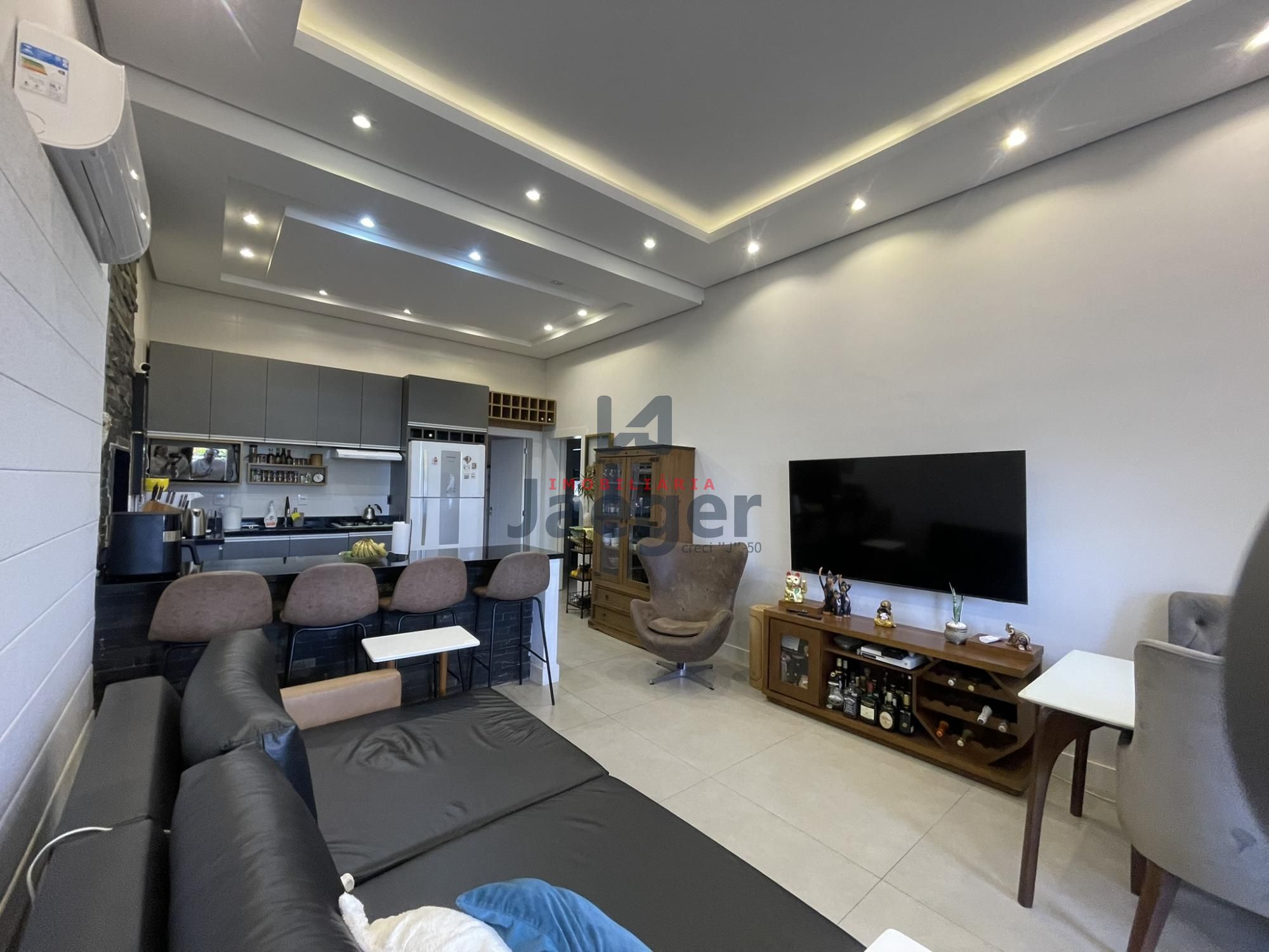 Casa à venda com 3 quartos, 178m² - Foto 3