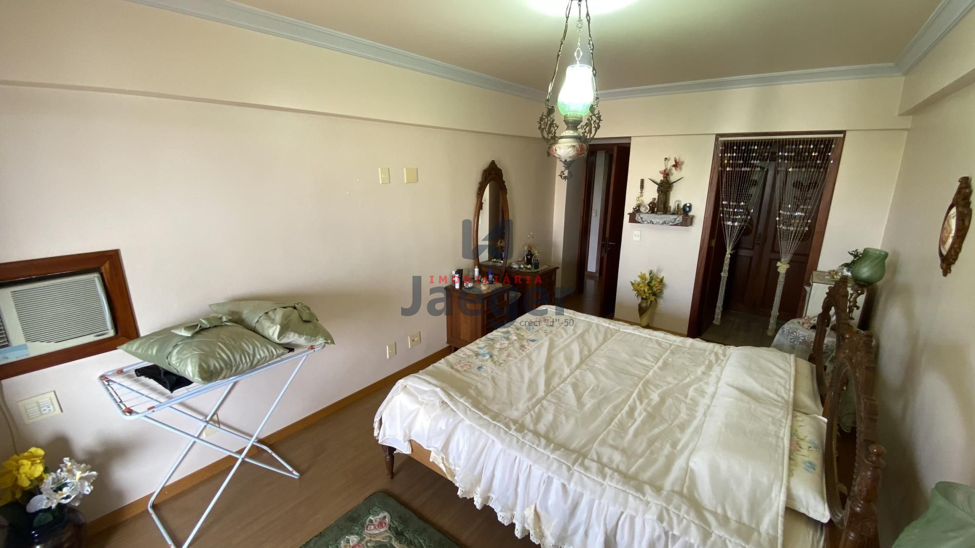 Apartamento à venda com 3 quartos, 248m² - Foto 26