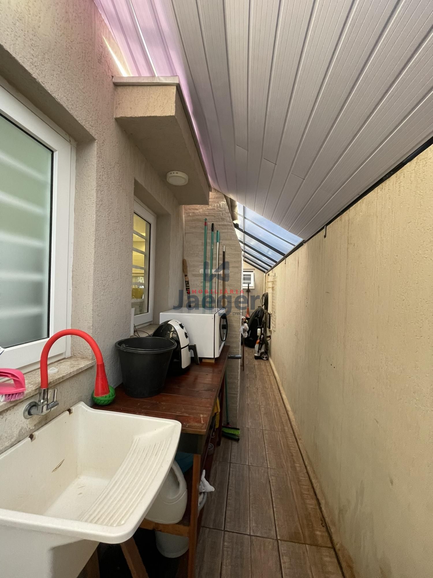 Casa à venda com 3 quartos, 178m² - Foto 26