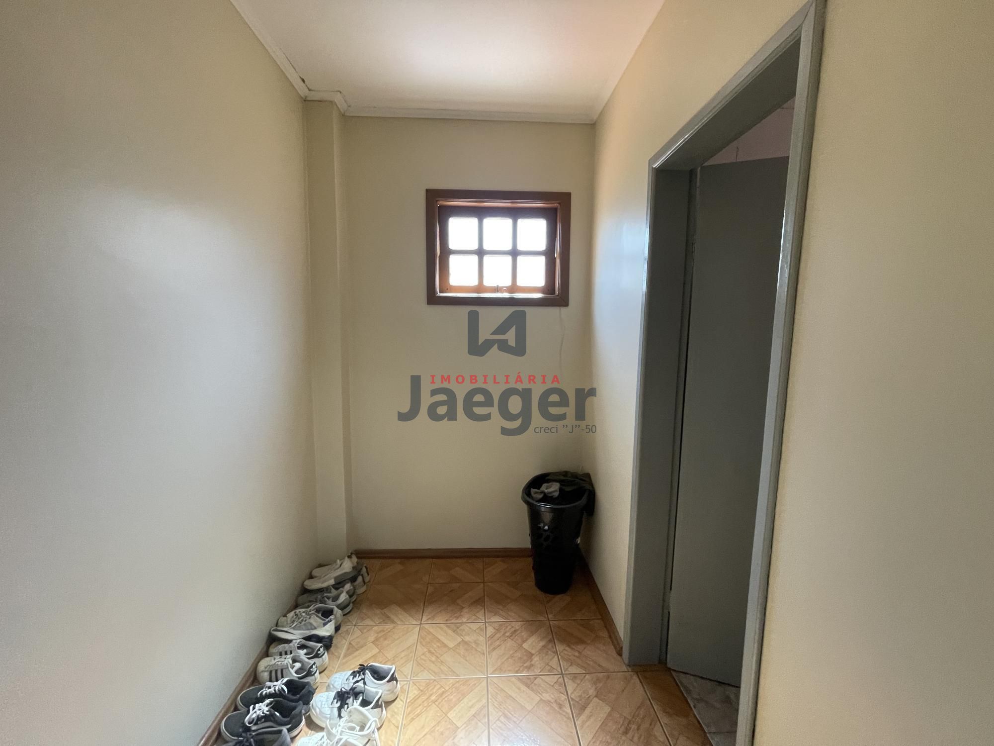 Apartamento à venda com 3 quartos, 137m² - Foto 17