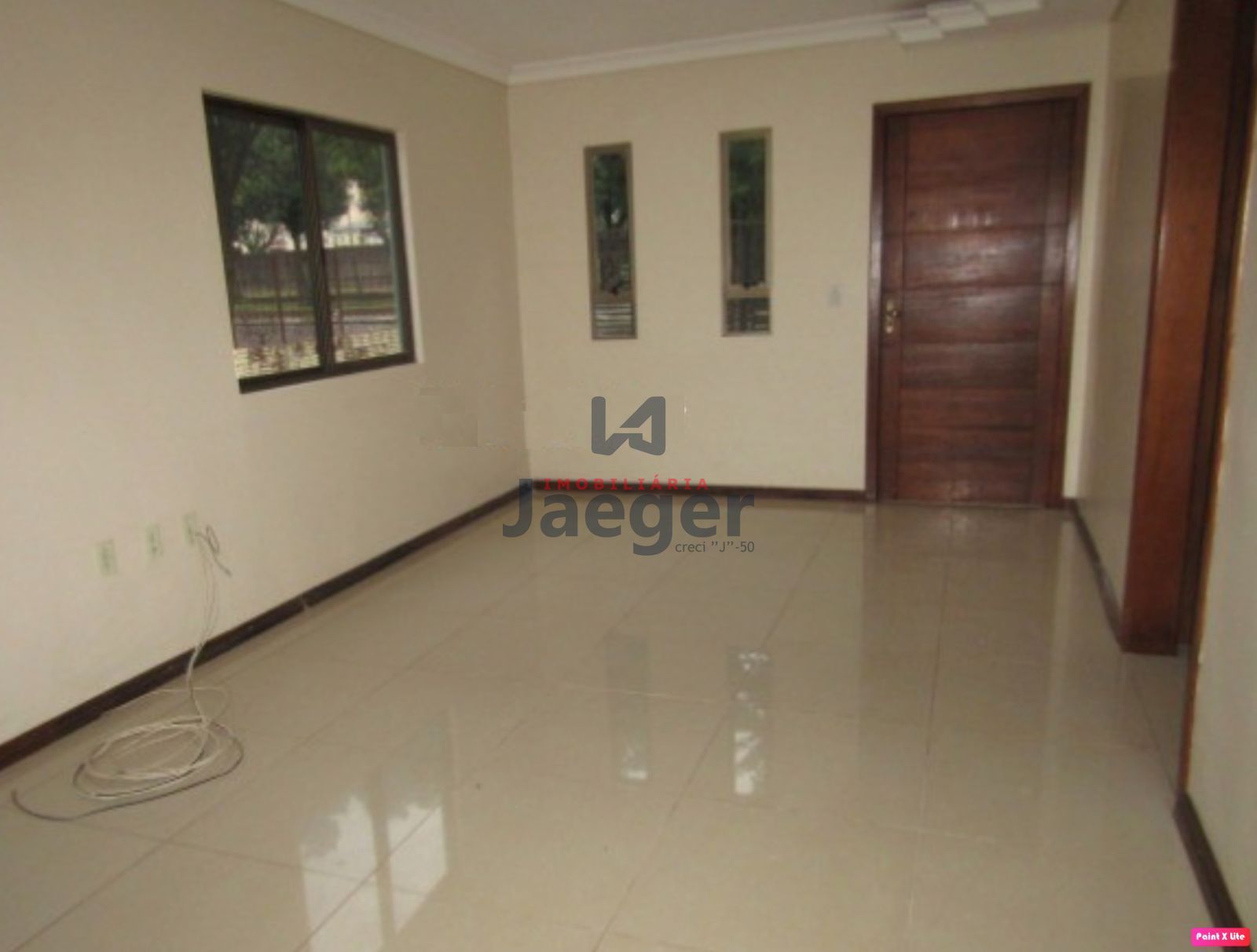 Casa à venda com 2 quartos, 70m² - Foto 6