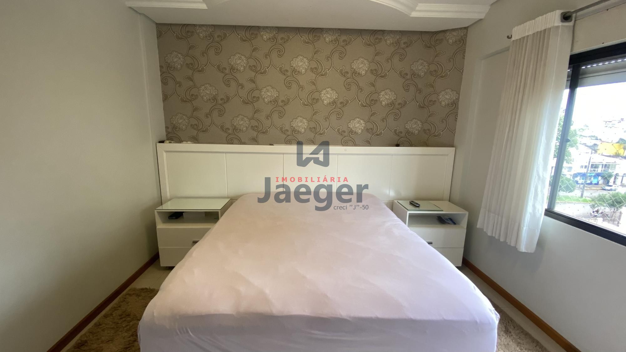 Apartamento à venda com 3 quartos, 226m² - Foto 33