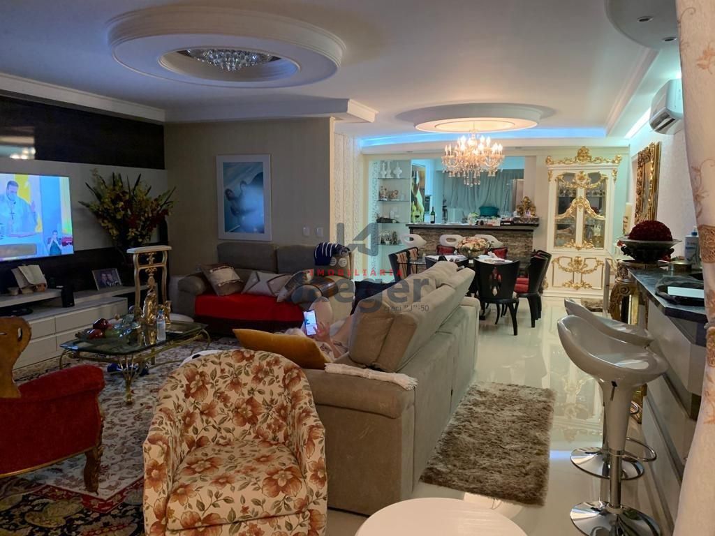 Apartamento, 3 quartos, 174 m² - Foto 2