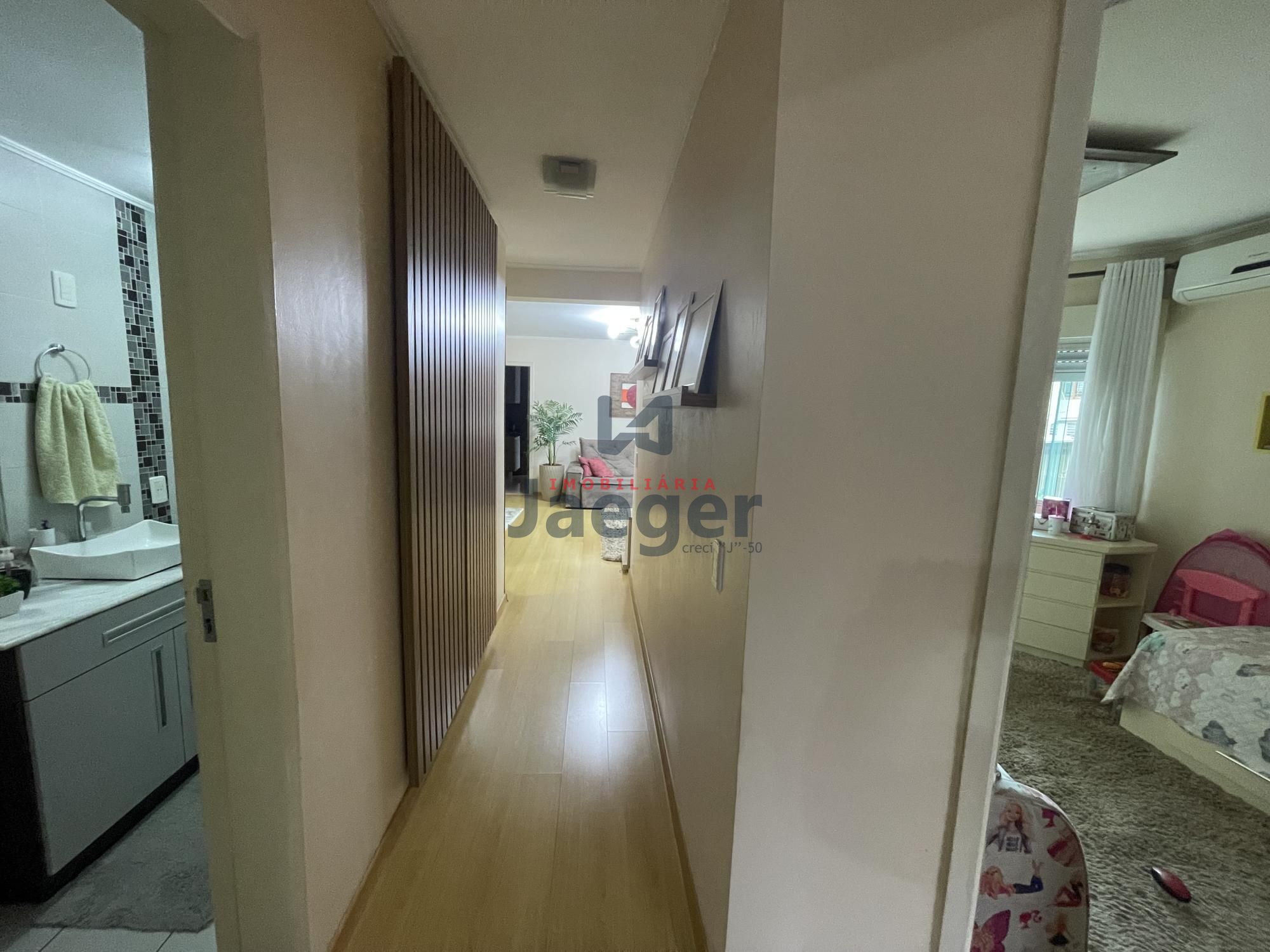 Apartamento à venda com 3 quartos, 124m² - Foto 10