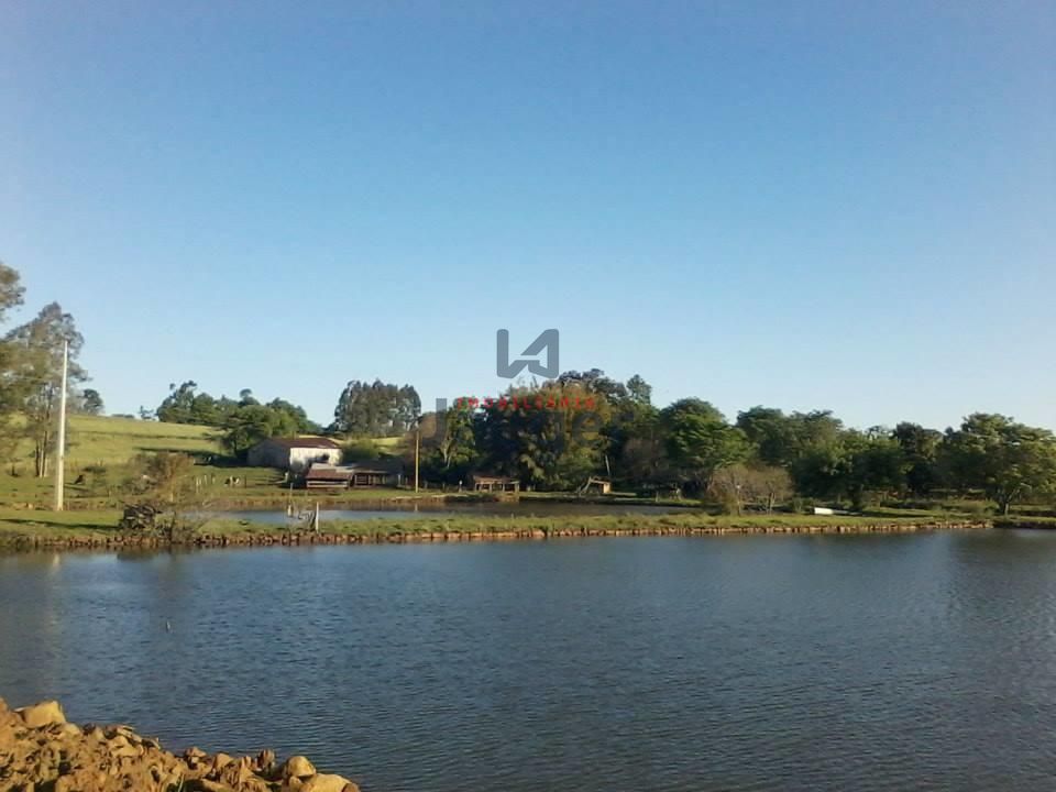 Chácara à venda com 3 quartos, 10200000m² - Foto 2