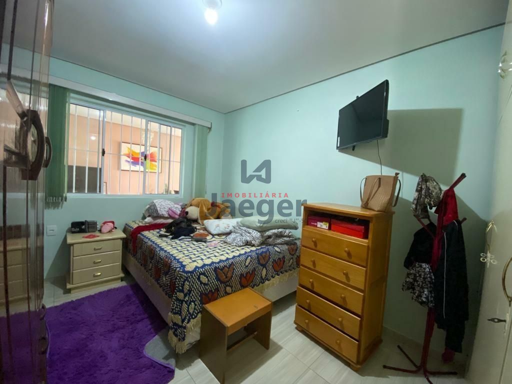 Casa à venda com 2 quartos, 158m² - Foto 11