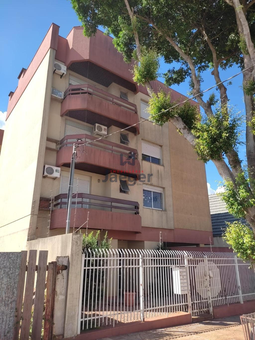 Apartamento à venda com 3 quartos, 135m² - Foto 19