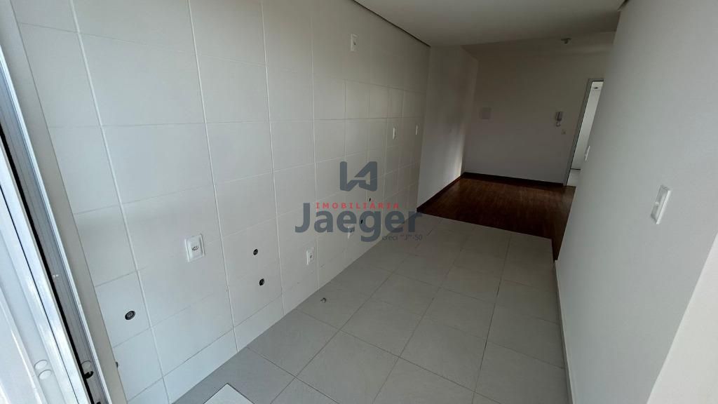 Apartamento à venda com 2 quartos, 55m² - Foto 4