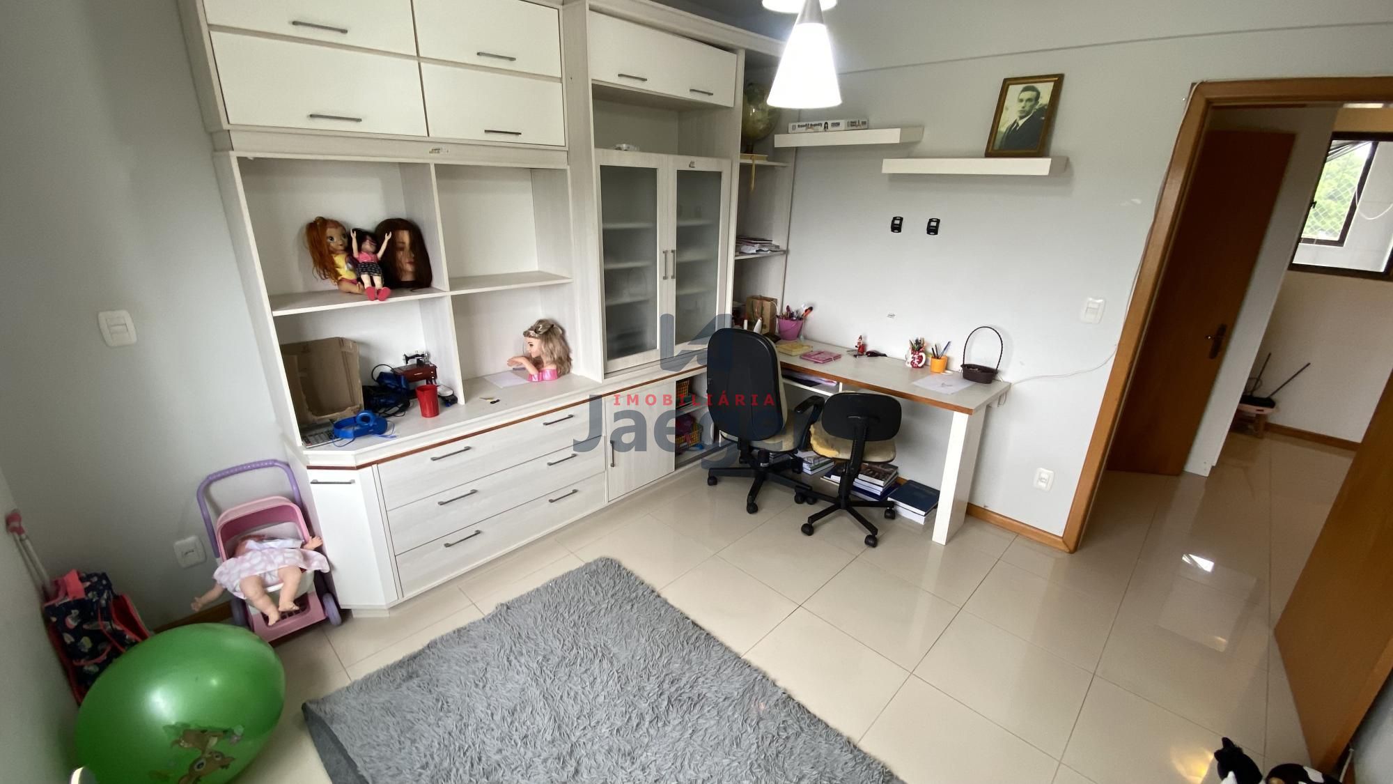 Apartamento à venda com 3 quartos, 226m² - Foto 22