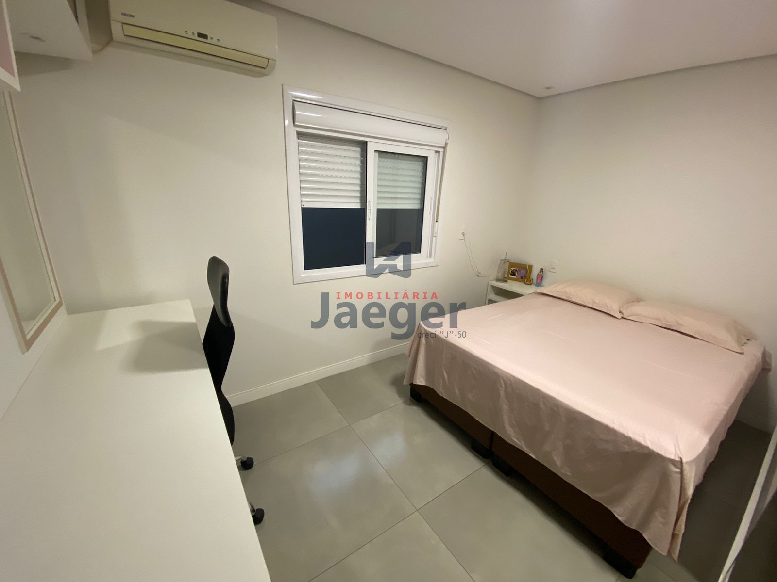 Casa à venda com 3 quartos, 140m² - Foto 9
