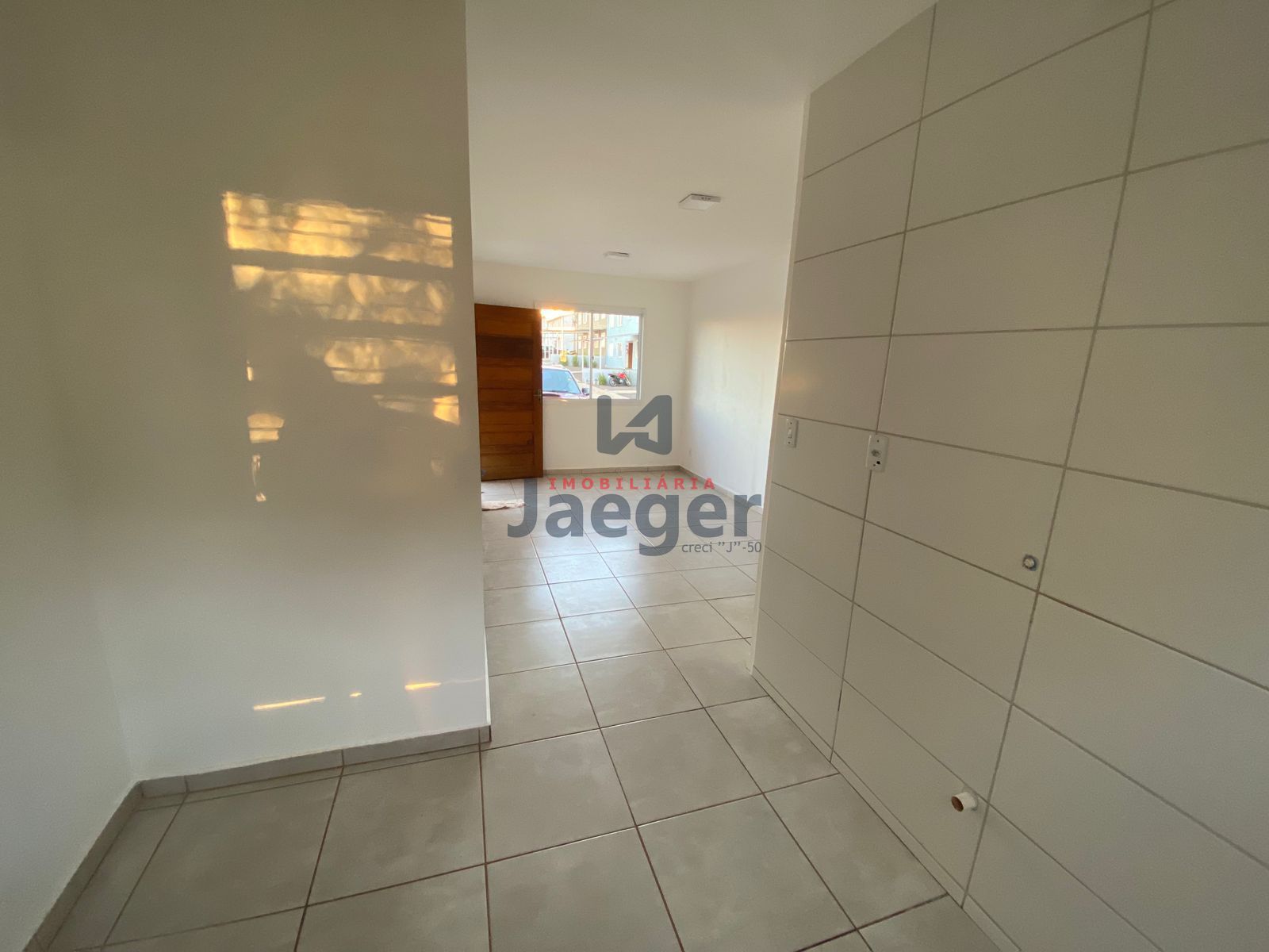 Apartamento à venda com 2 quartos, 44m² - Foto 2