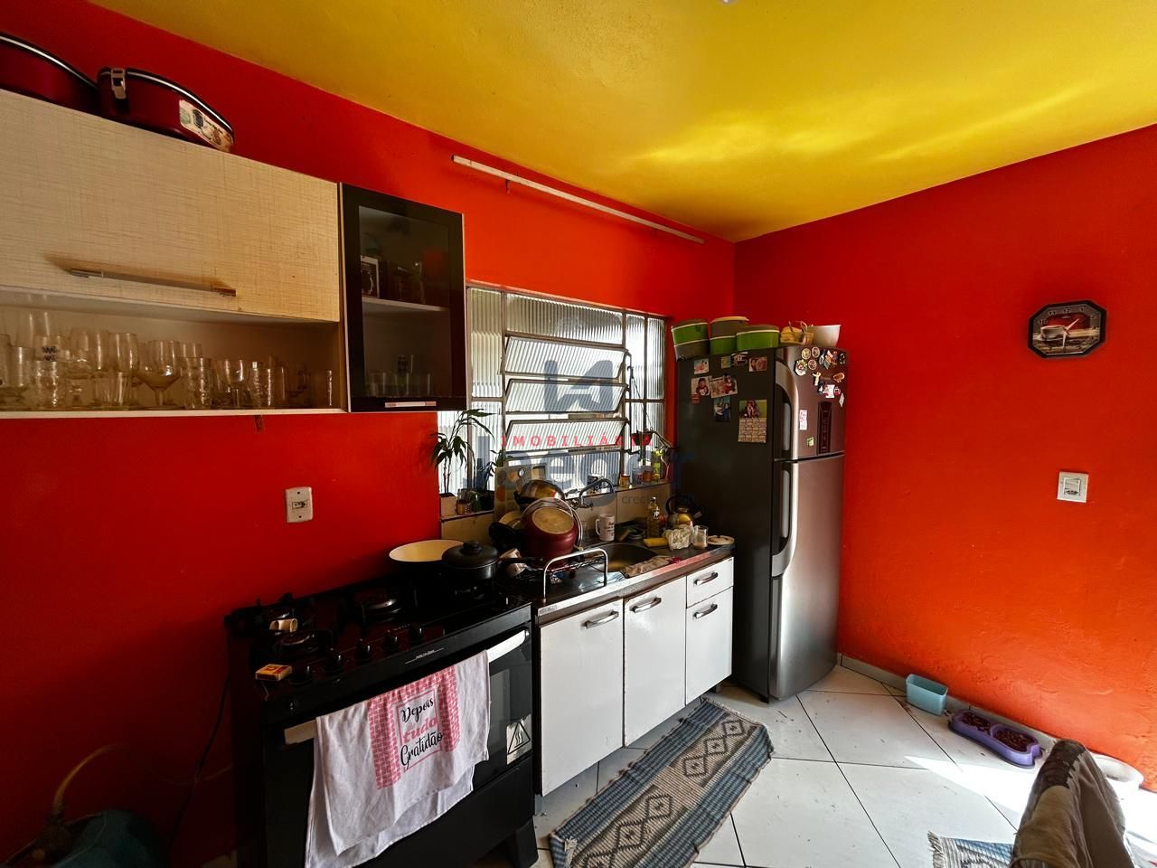 Casa à venda com 3 quartos, 106m² - Foto 4