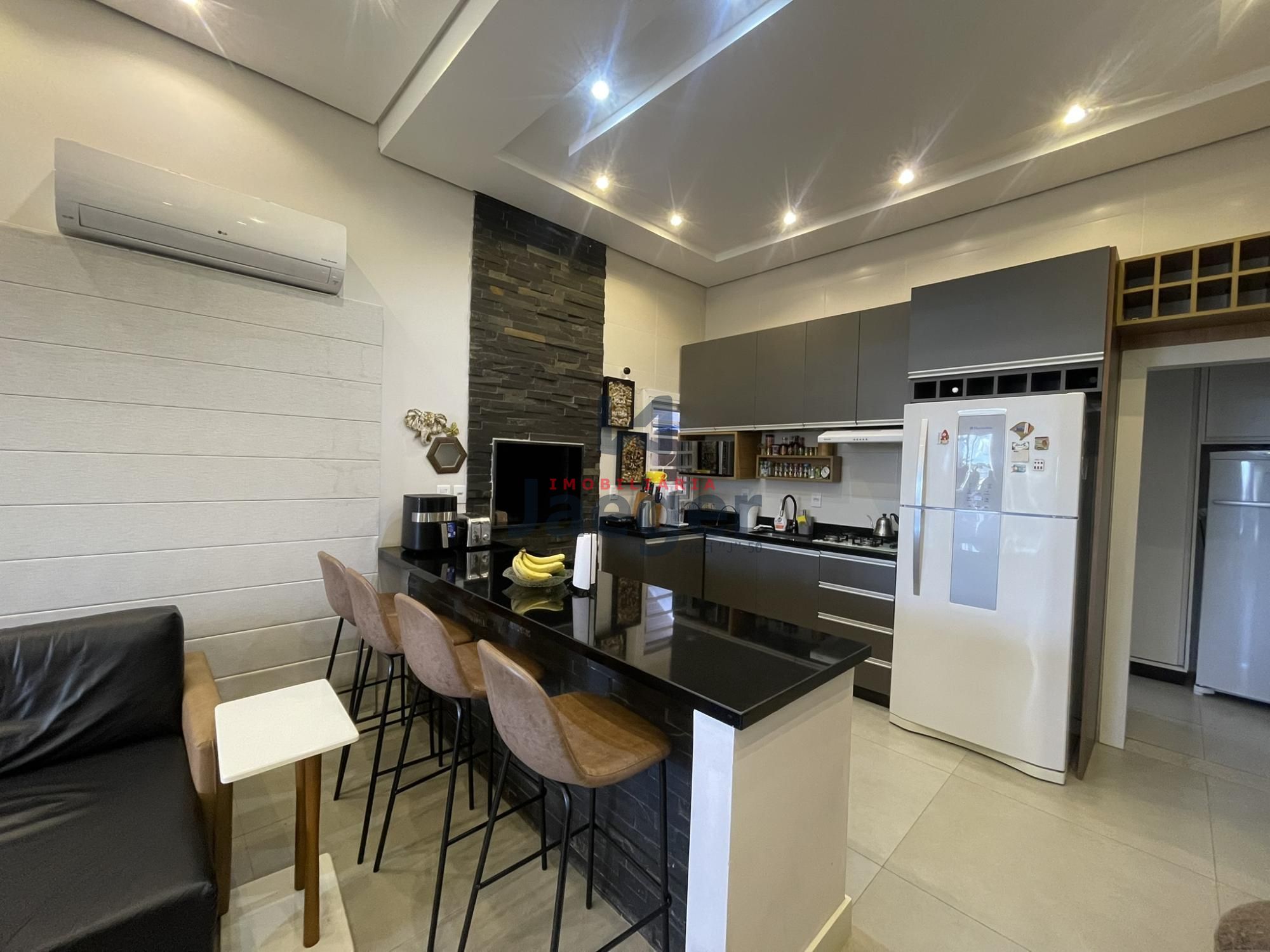 Casa à venda com 3 quartos, 178m² - Foto 7