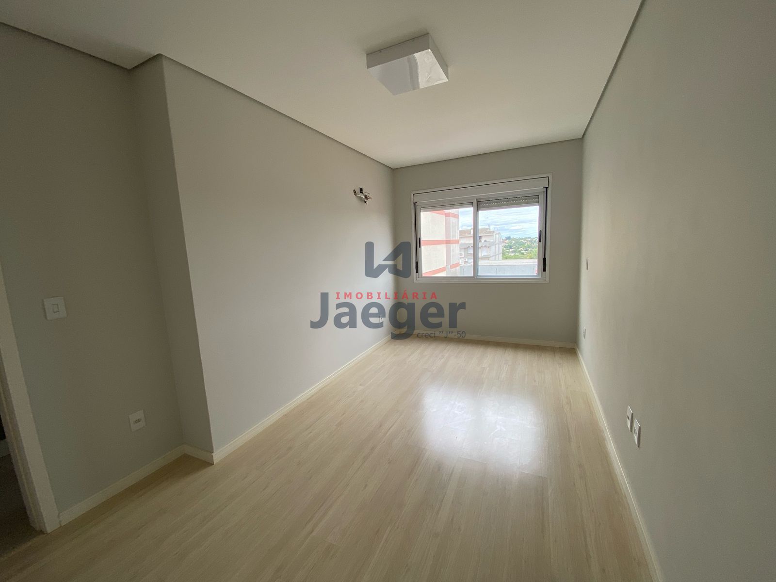 Apartamento para alugar com 2 quartos, 130m² - Foto 8