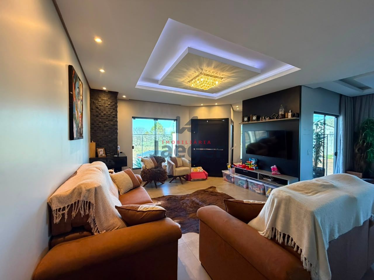 Casa, 4 quartos, 187 m² - Foto 1