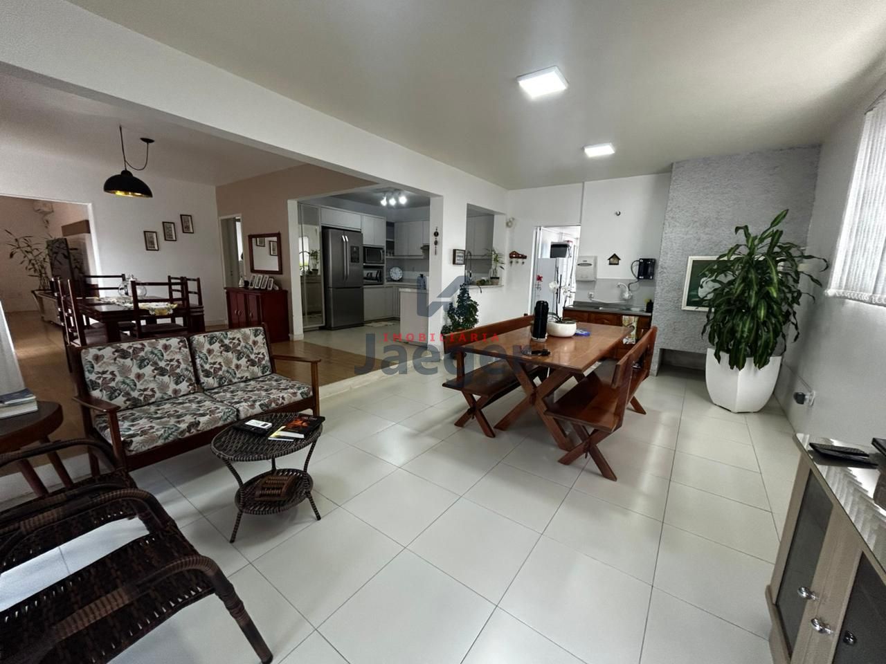 Casa, 3 quartos, 247 m² - Foto 8