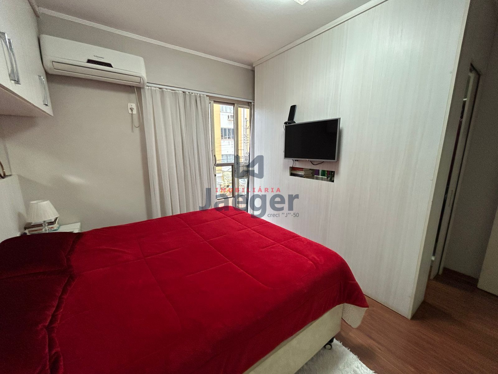 Apartamento à venda com 3 quartos, 145m² - Foto 8