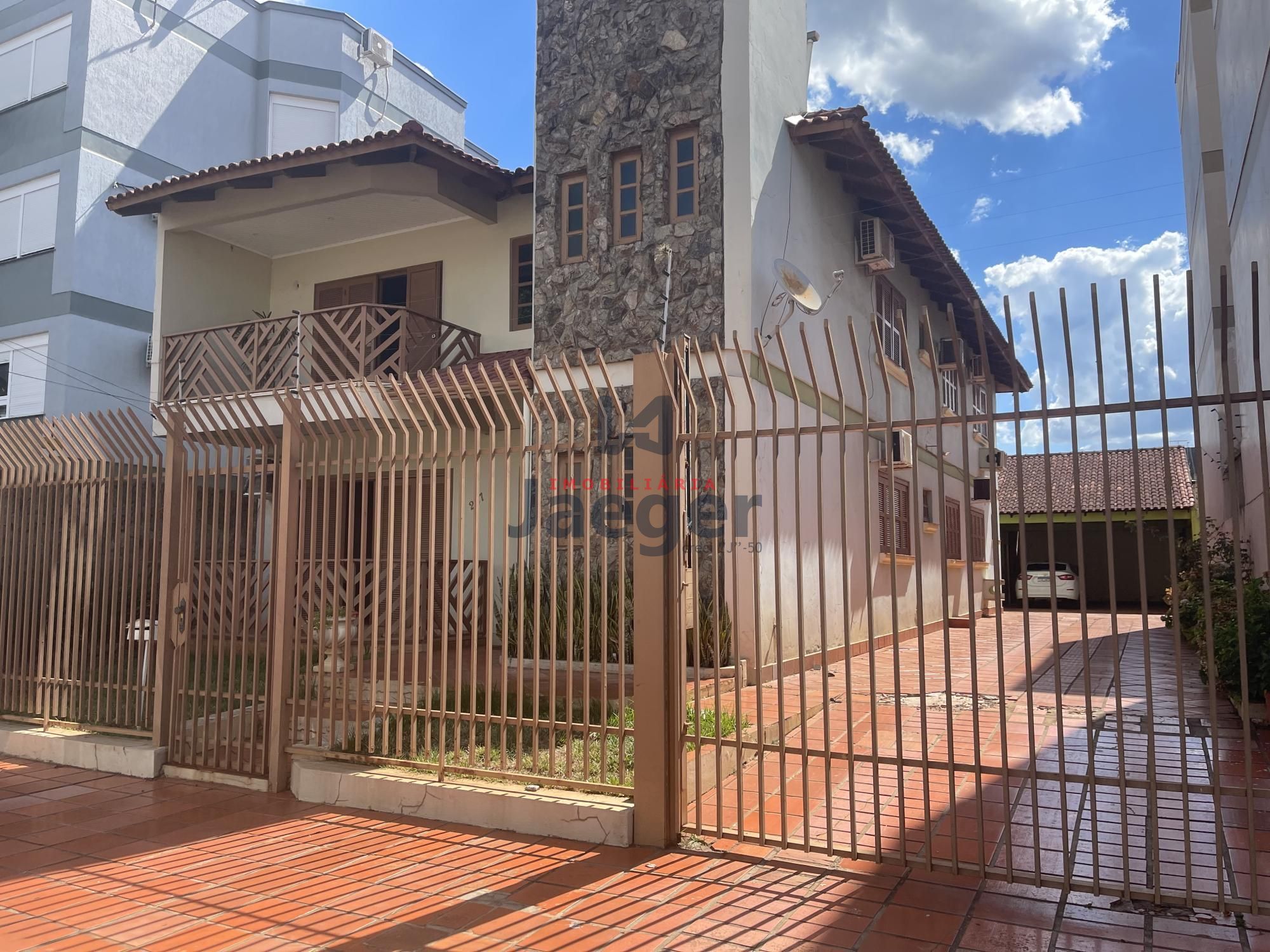 Apartamento à venda com 3 quartos, 137m² - Foto 5