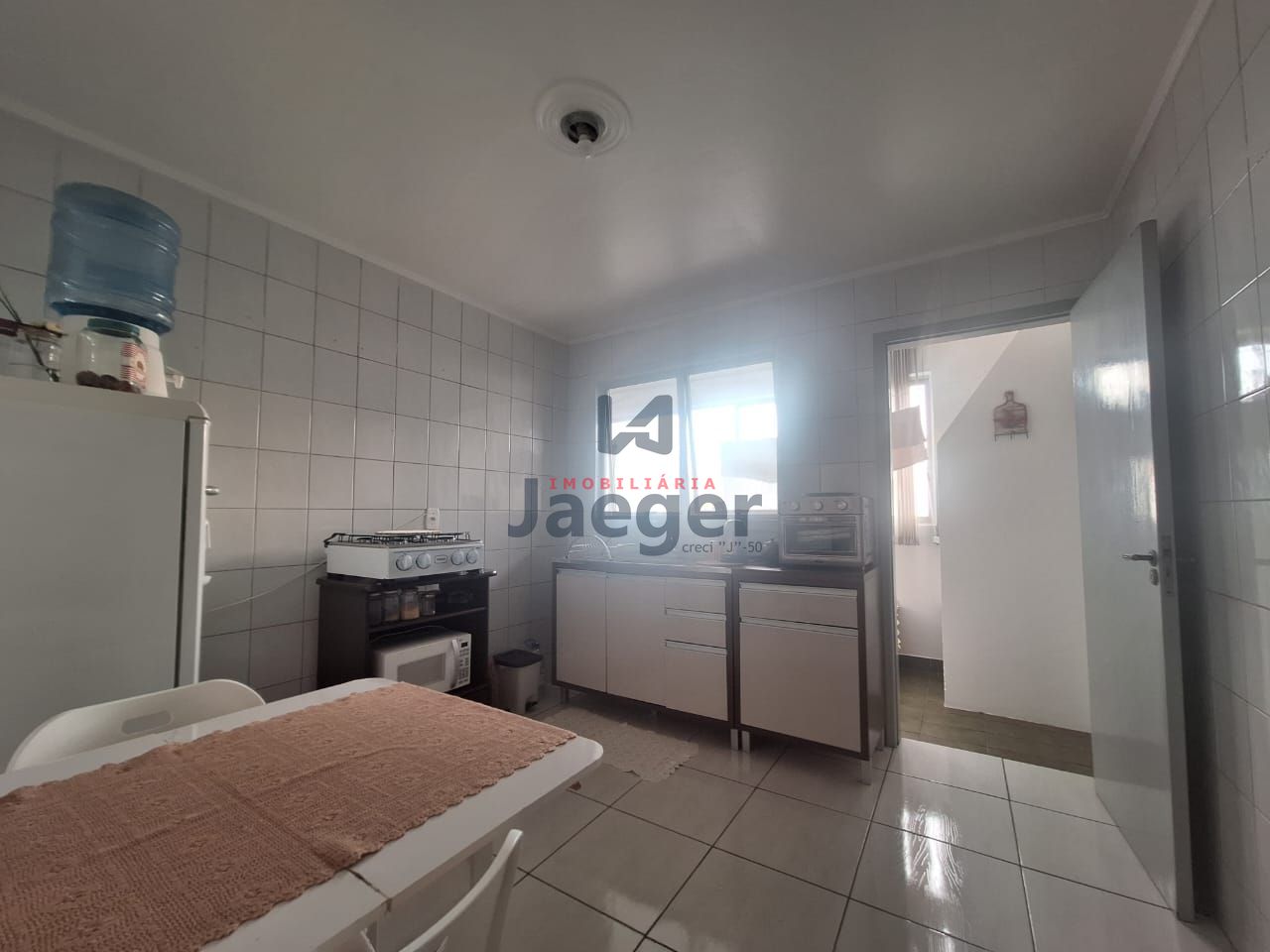 Apartamento para alugar com 2 quartos, 106m² - Foto 8