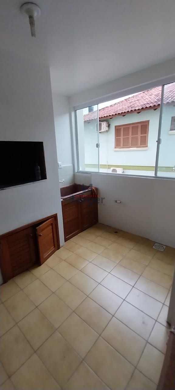 Apartamento à venda com 3 quartos, 130m² - Foto 6