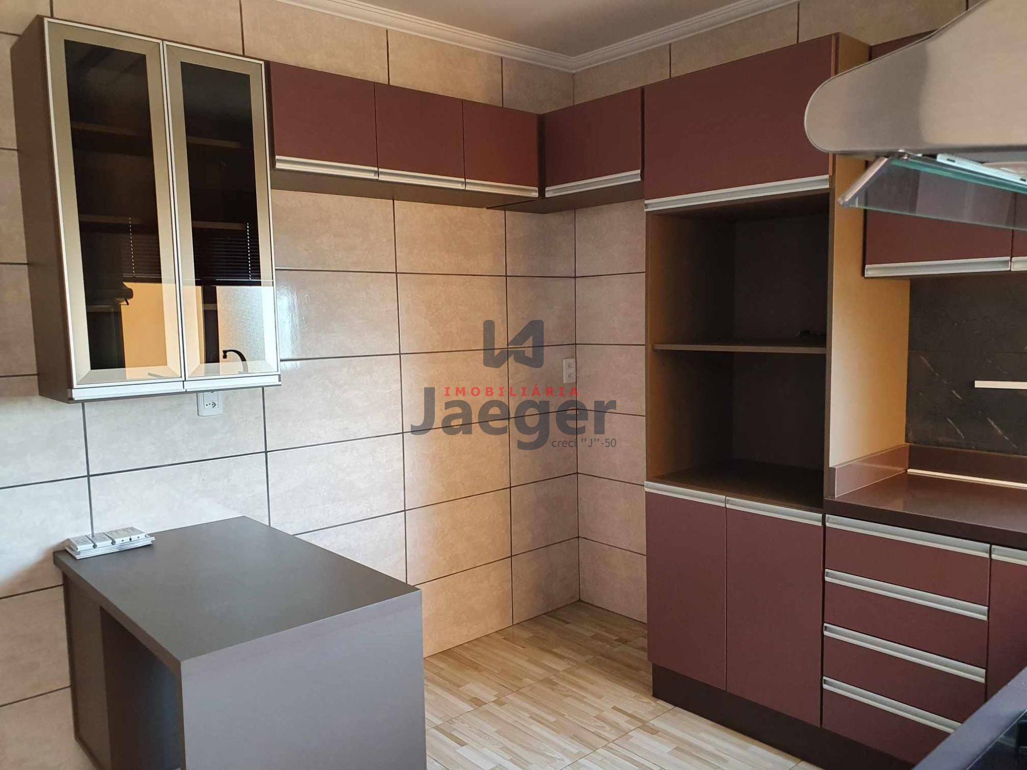 Apartamento à venda com 3 quartos, 100m² - Foto 3