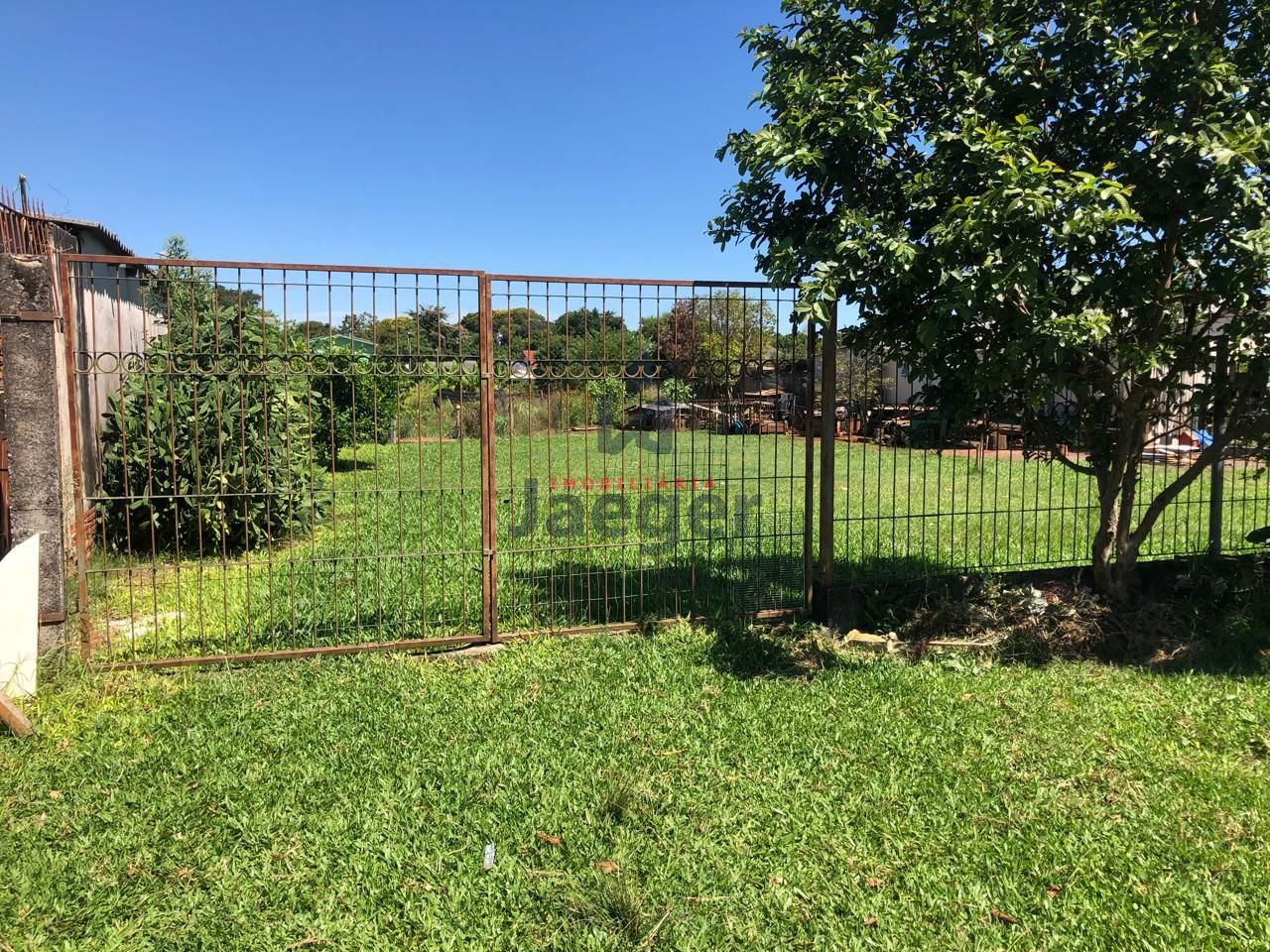 Terreno à venda, 2365m² - Foto 1