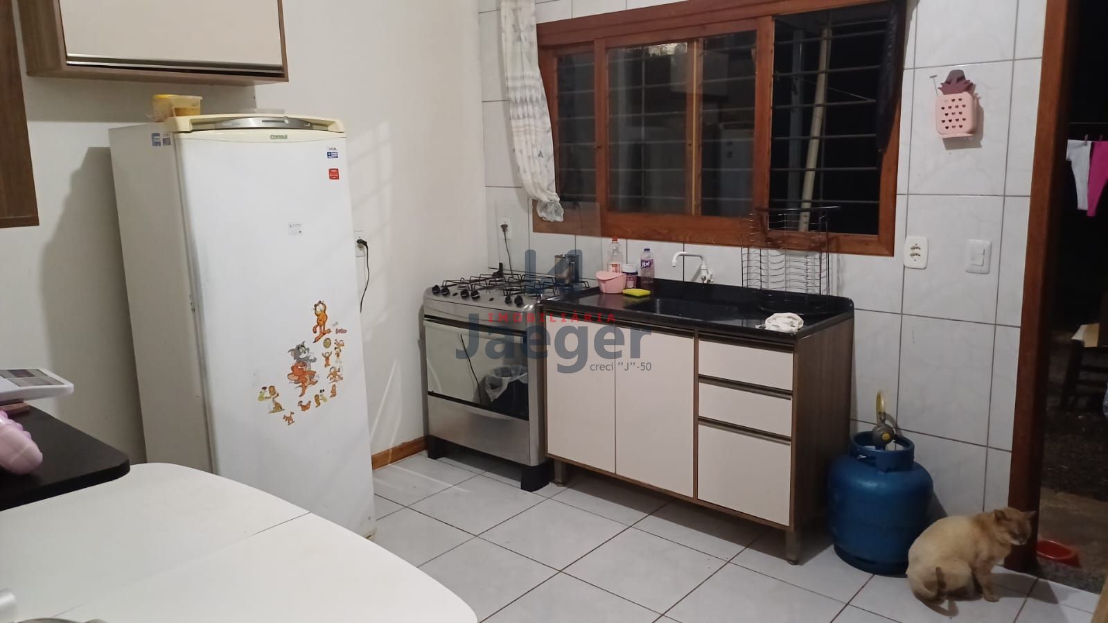 Casa à venda com 2 quartos, 70m² - Foto 6