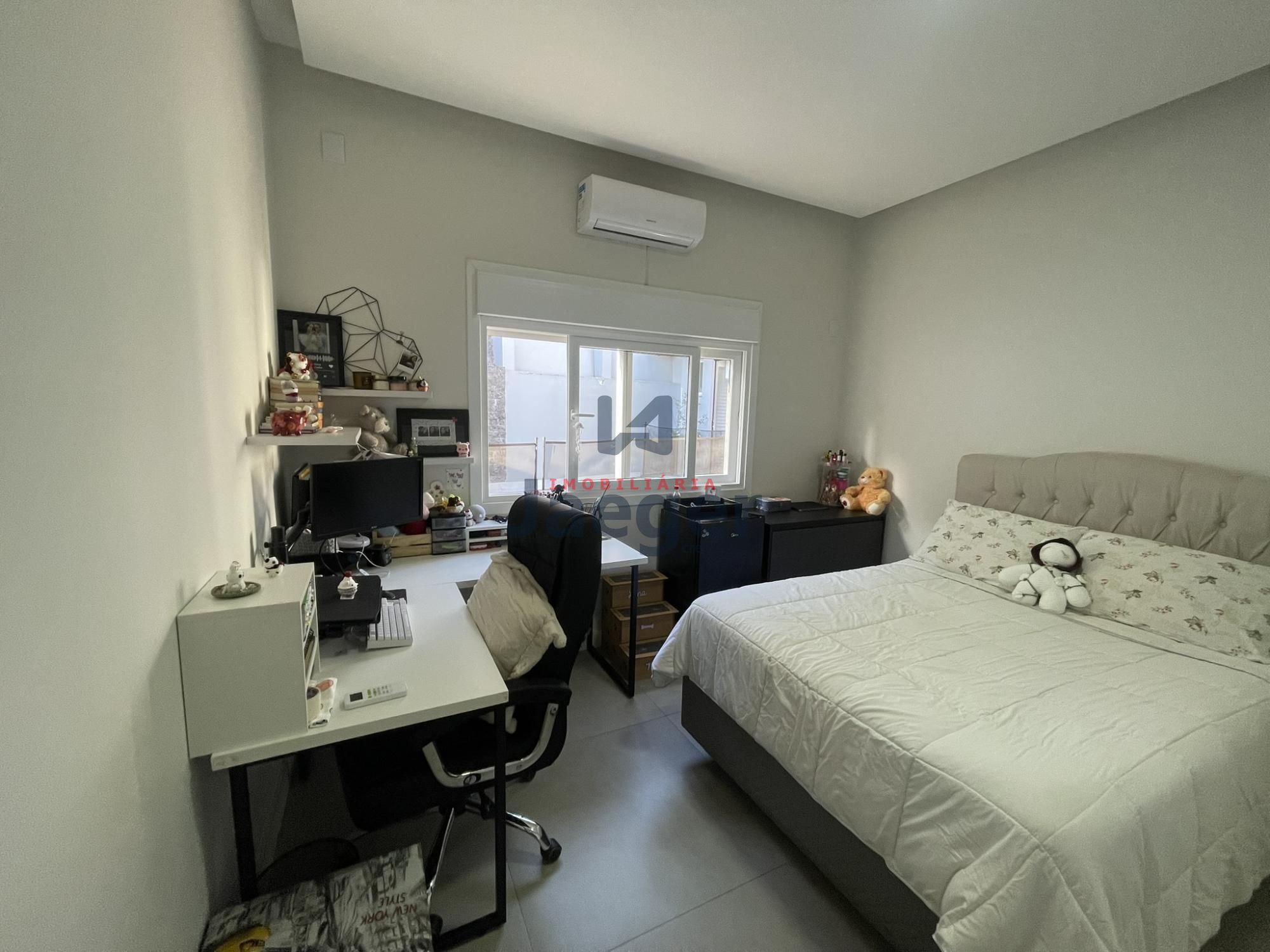 Casa à venda com 3 quartos, 178m² - Foto 20