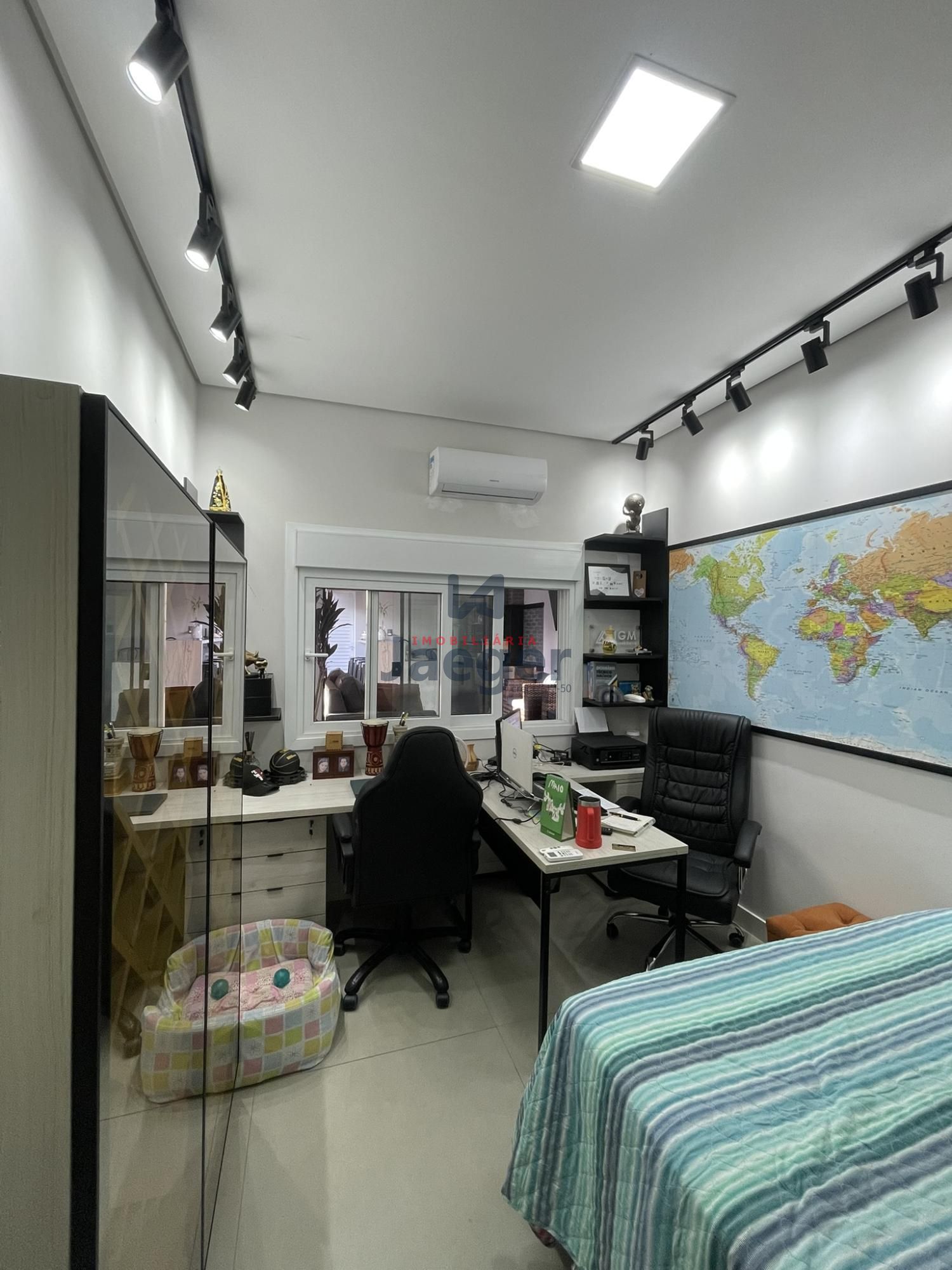 Casa à venda com 3 quartos, 178m² - Foto 14