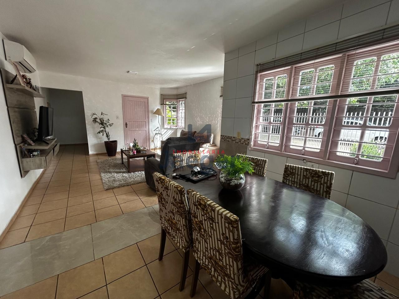 Casa à venda com 2 quartos, 140m² - Foto 9