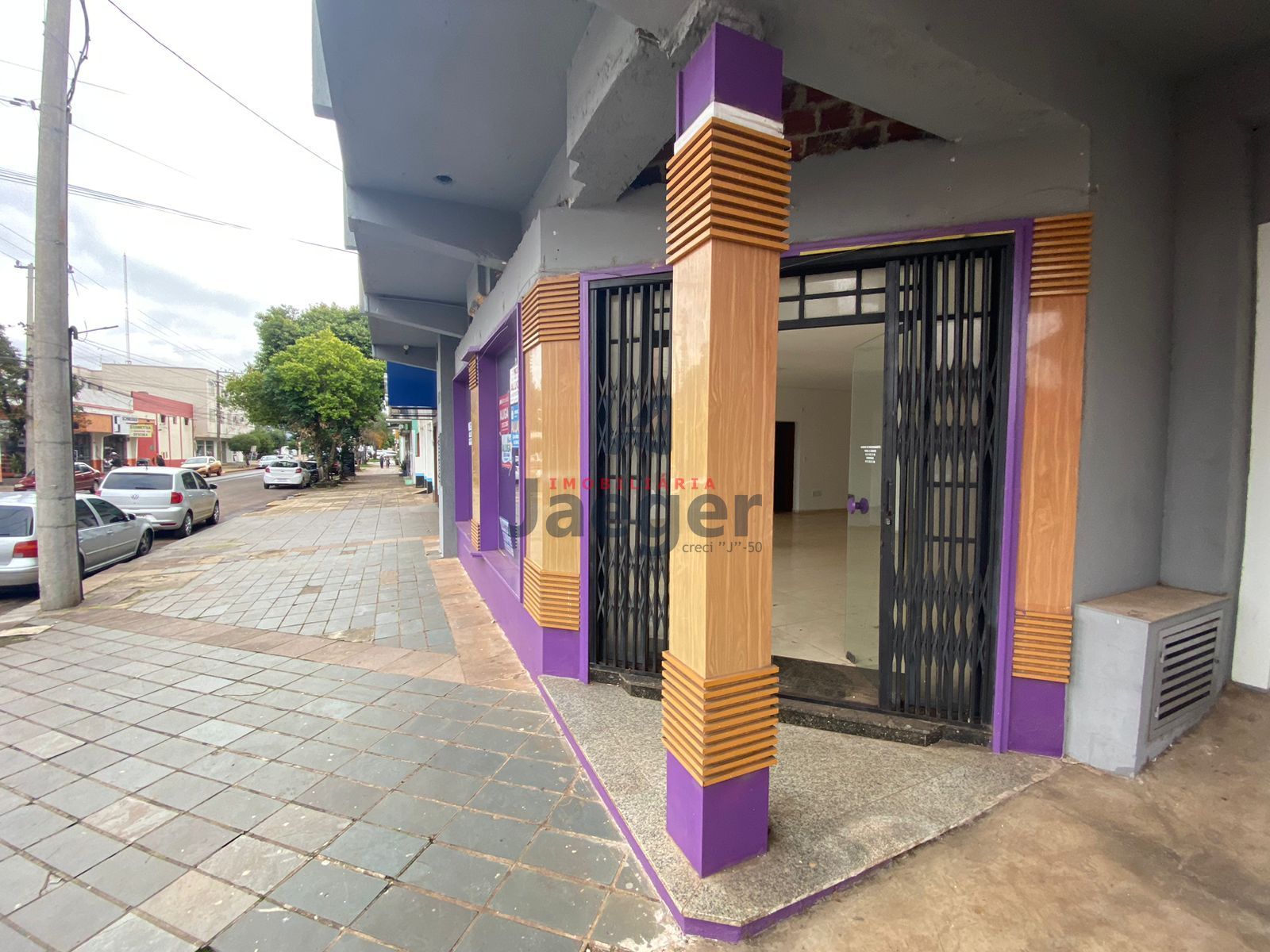 Conjunto Comercial-Sala à venda e aluguel com 1 quarto, 169m² - Foto 1