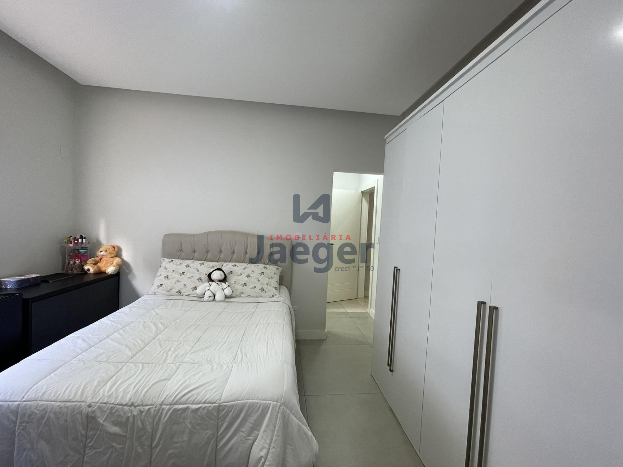 Casa à venda com 3 quartos, 178m² - Foto 19
