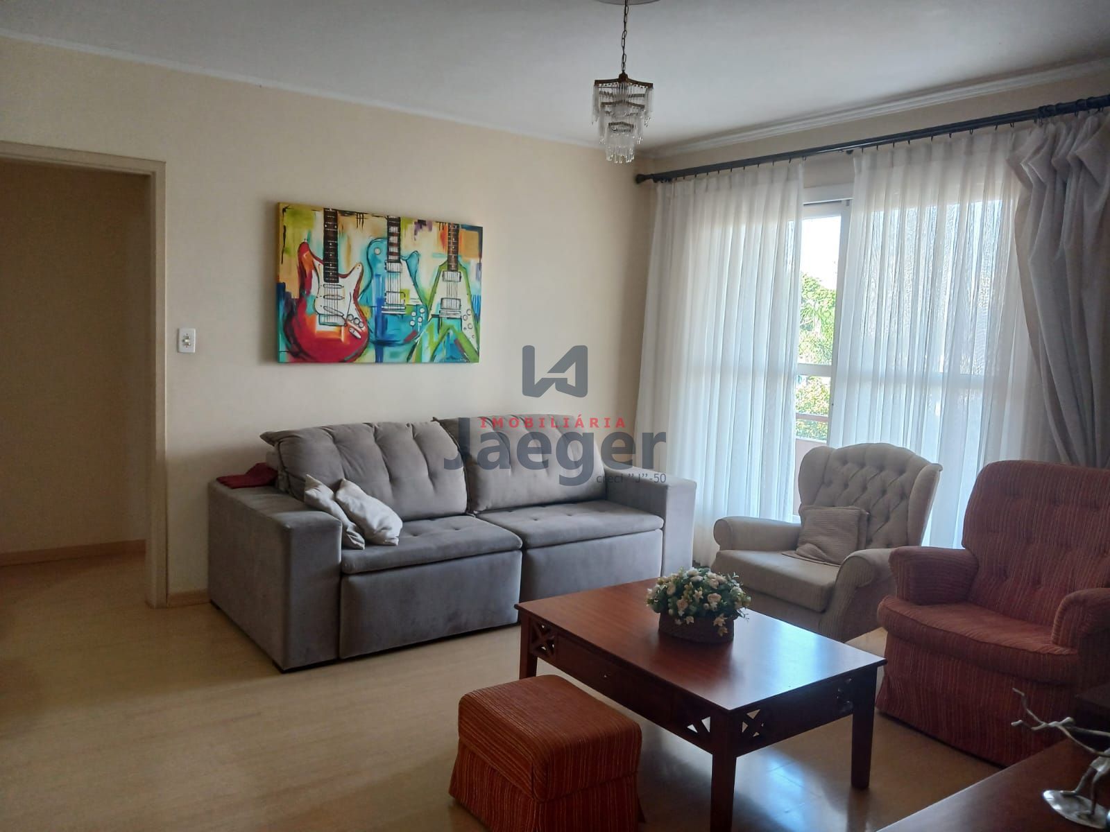 Apartamento à venda com 3 quartos, 127m² - Foto 2