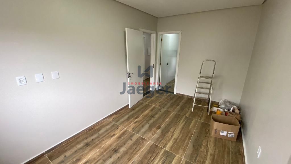 Casa à venda com 3 quartos, 138m² - Foto 8