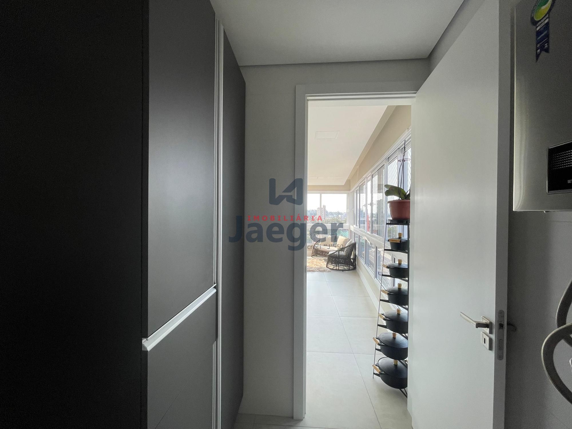 Apartamento à venda com 3 quartos, 267m² - Foto 14