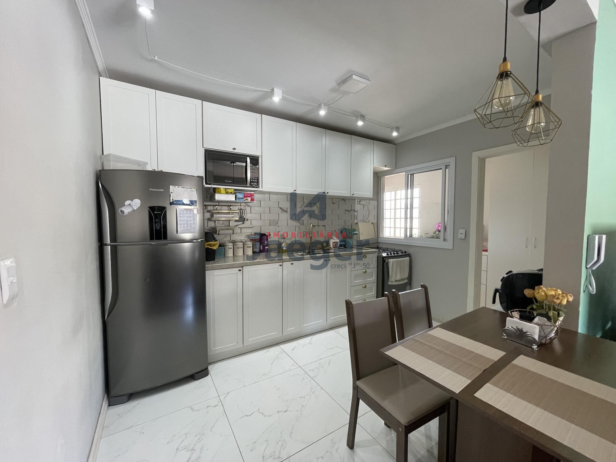 Apartamento, 3 quartos, 93 m² - Foto 1