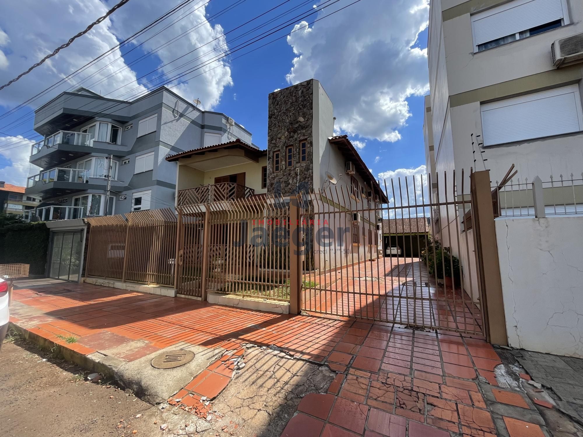 Apartamento à venda com 3 quartos, 137m² - Foto 4