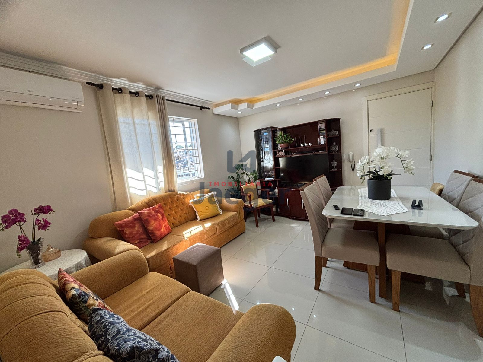 Apartamento, 2 quartos, 70 m² - Foto 1