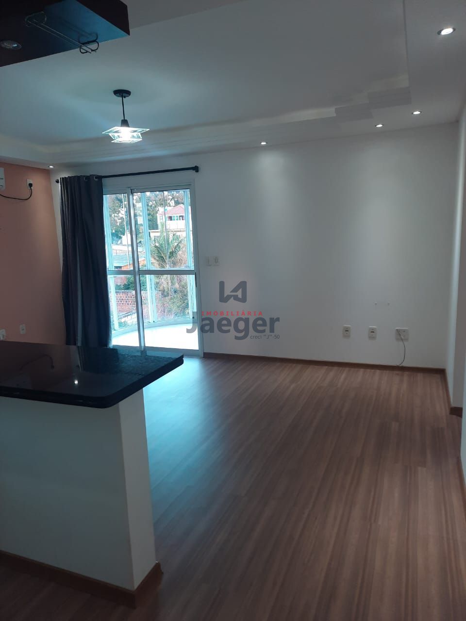 Apartamento à venda com 2 quartos, 80m² - Foto 6